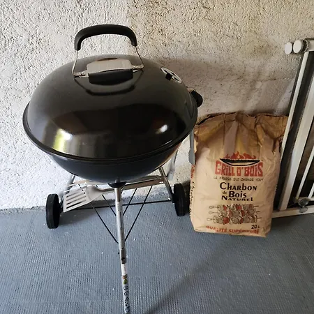 Provenzalische Mit Pool & Garten - Du Vallon By Sur La וילה *