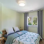 Provenzalische Mit Pool & Garten - Du Vallon By Sur La Villa *