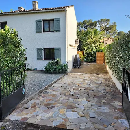 Vila Provenzalische Mit Pool & Garten - Du Vallon By Sur La *